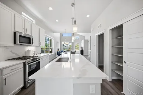 11577 E 25th Avenue Aurora CO 80010