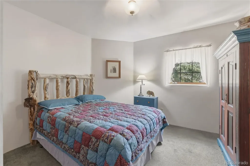 5910 County Road 10 Twin Lakes CO 81251