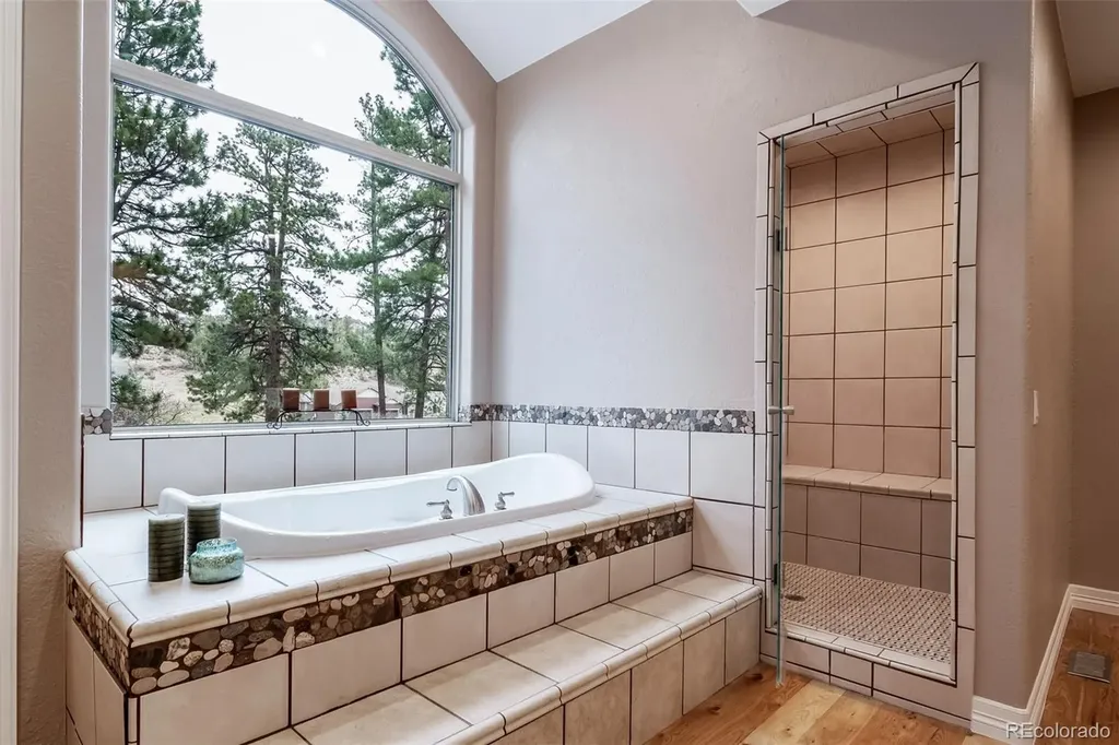 4336 Mohawk Drive Larkspur CO 80118