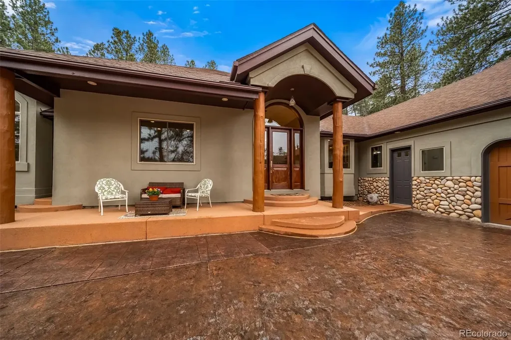 4336 Mohawk Drive Larkspur CO 80118