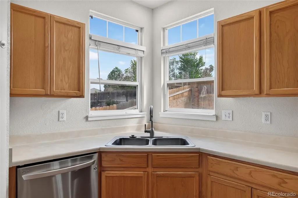 19268 E Caspian Place Aurora CO 80013