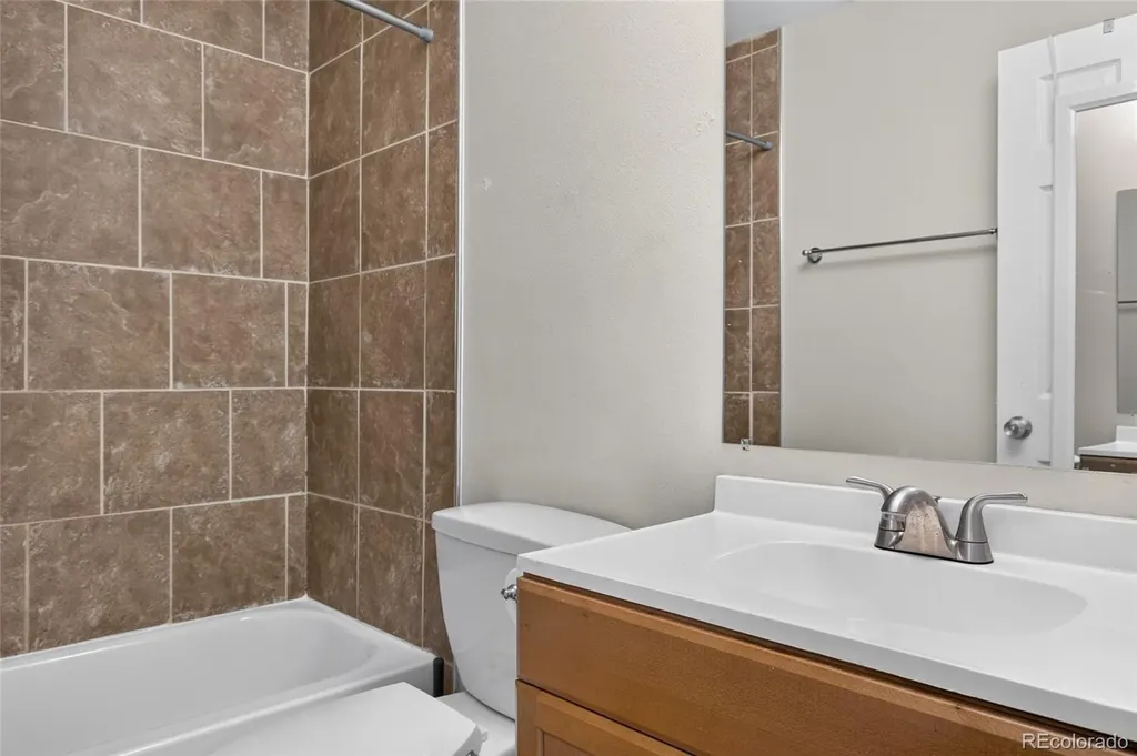 19268 E Caspian Place Aurora CO 80013