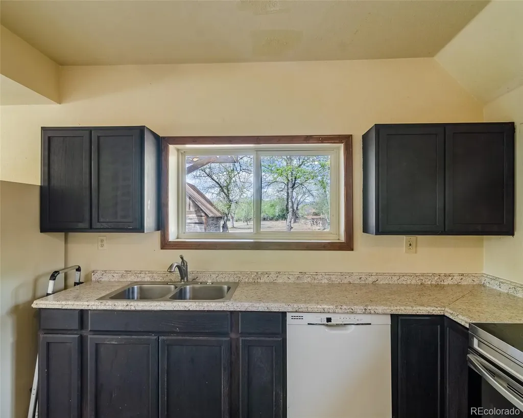 445 Hover Street Longmont CO 80501