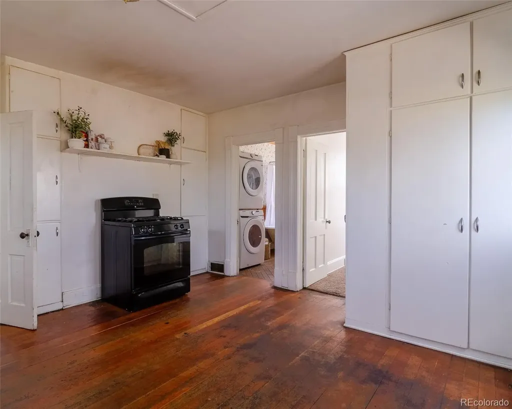 445 Hover Street Longmont CO 80501