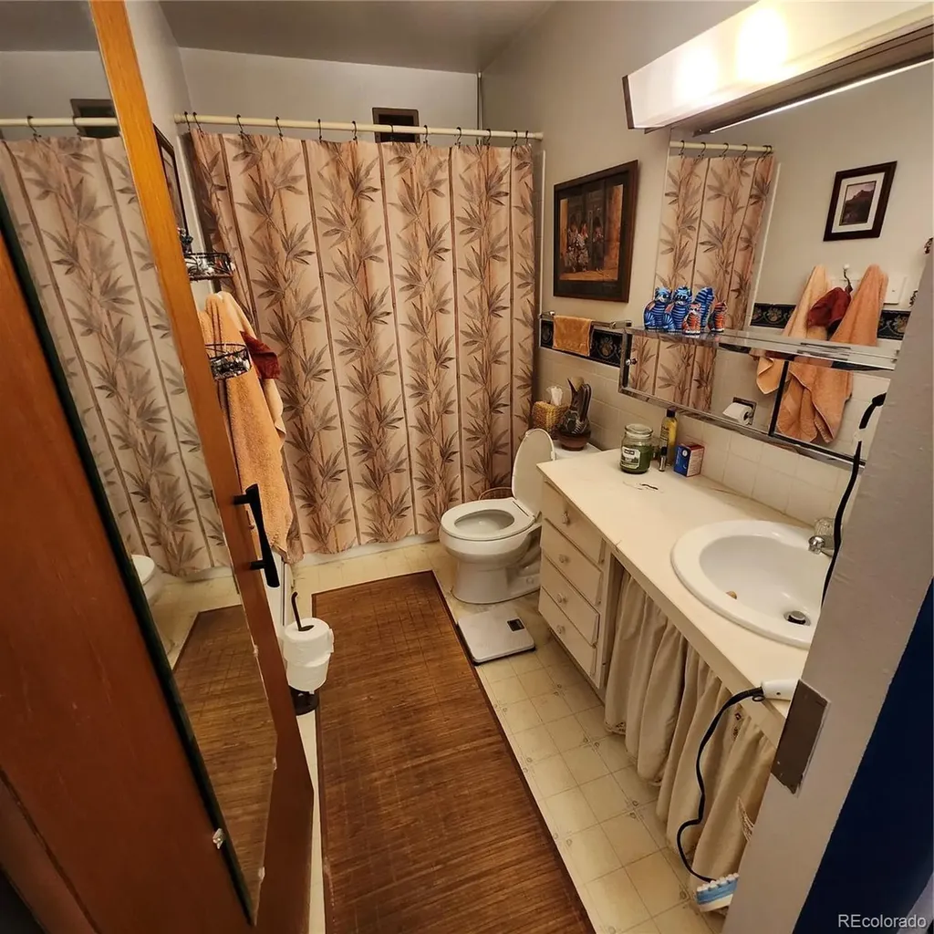 755 S Clinton Street Denver CO 80247