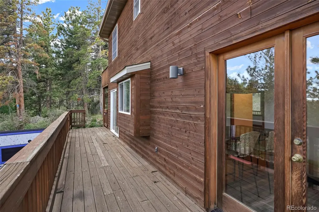687 Crescent Lake Road Golden CO 80403