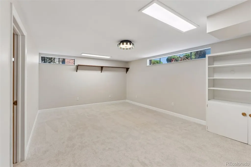 1995 S Poplar Street Denver CO 80224
