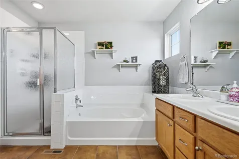 7610 S Shawnee Street Aurora CO 80016