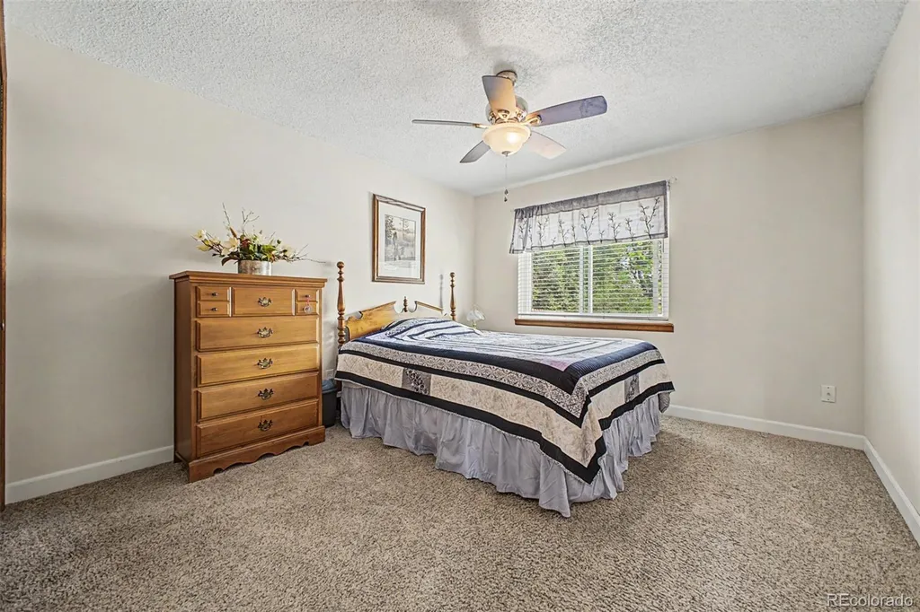 4002 S Argonne Way Aurora CO 80013