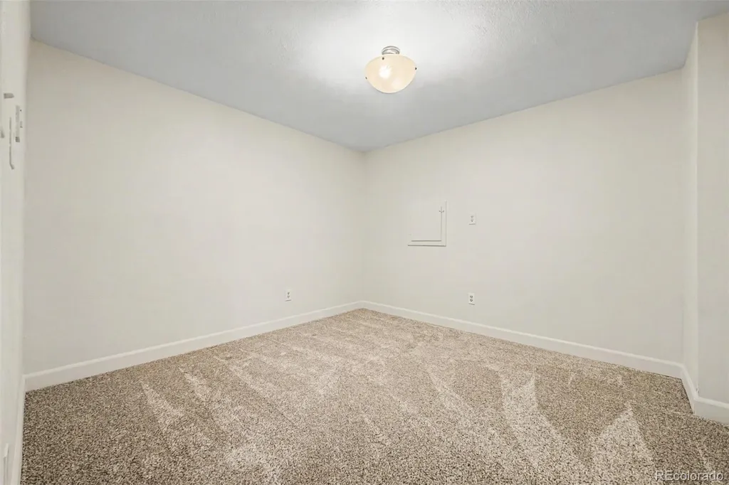 4002 S Argonne Way Aurora CO 80013