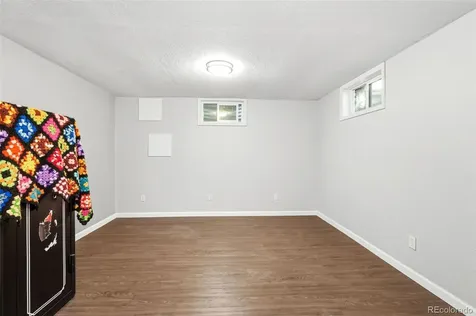 1490 S Zephyr Street Lakewood CO 80232