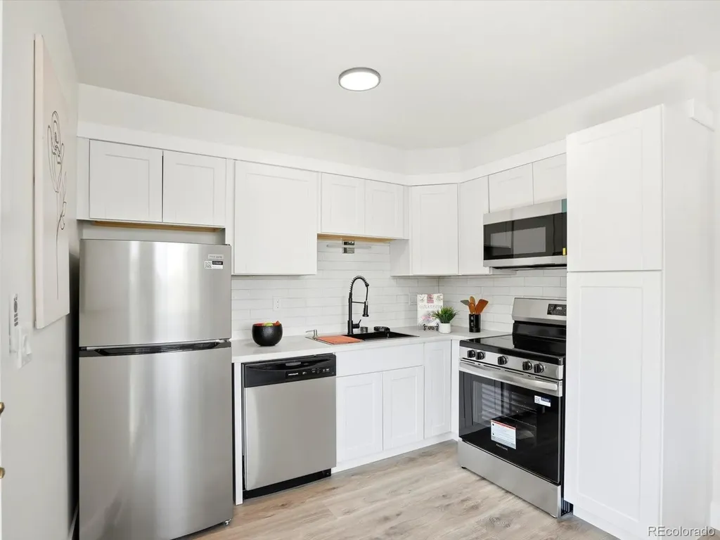 1241 S Newton Street Denver CO 80219