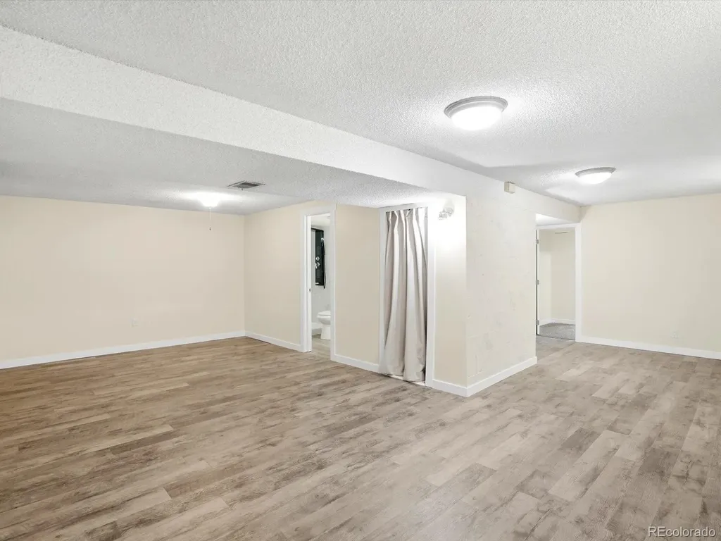 1241 S Newton Street Denver CO 80219