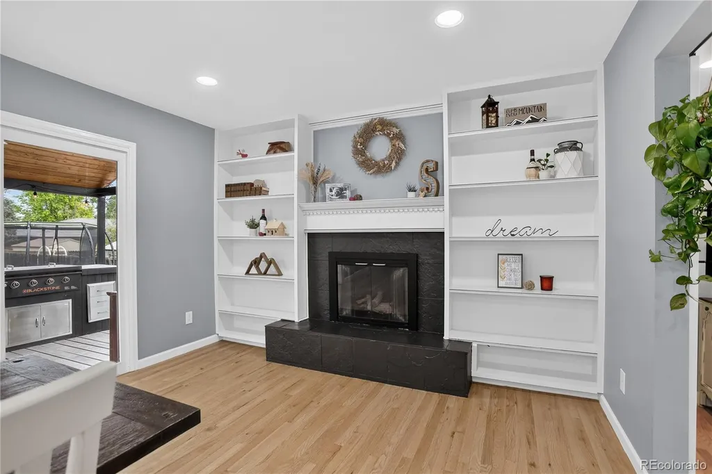 8897 W Woodard Drive Lakewood CO 80227