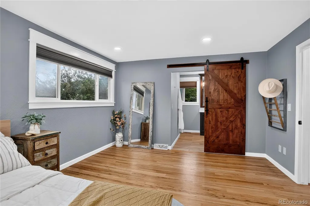 8897 W Woodard Drive Lakewood CO 80227