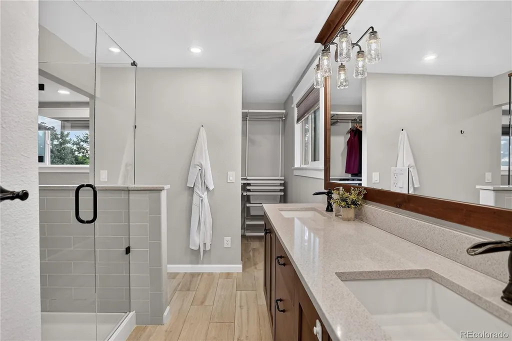 8897 W Woodard Drive Lakewood CO 80227
