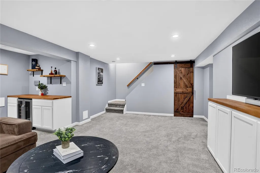 8897 W Woodard Drive Lakewood CO 80227