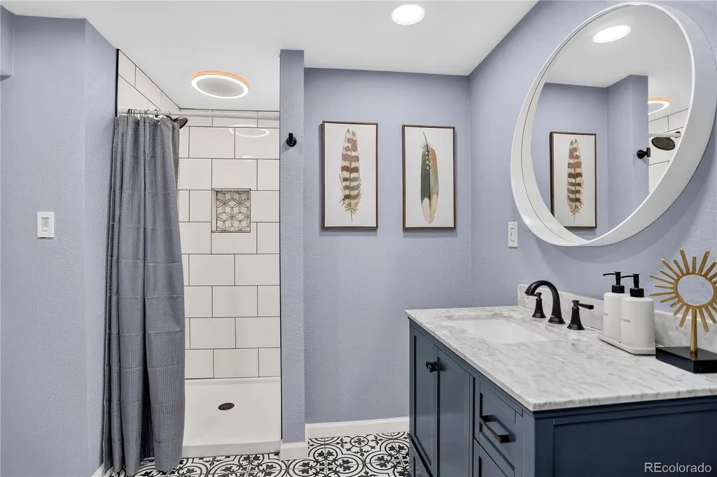 8897 W Woodard Drive Lakewood CO 80227