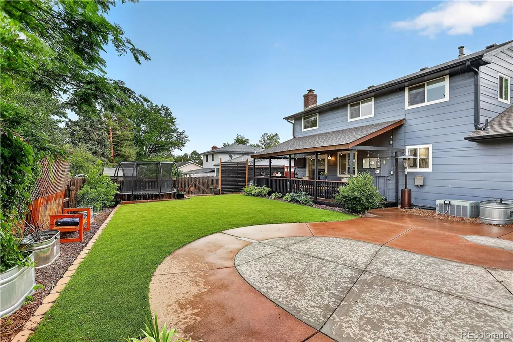 8897 W Woodard Drive Lakewood CO 80227