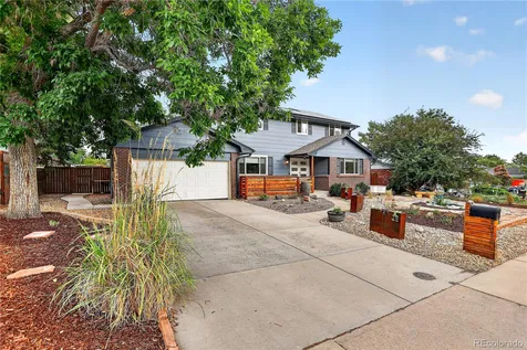 8897 W Woodard Drive Lakewood CO 80227