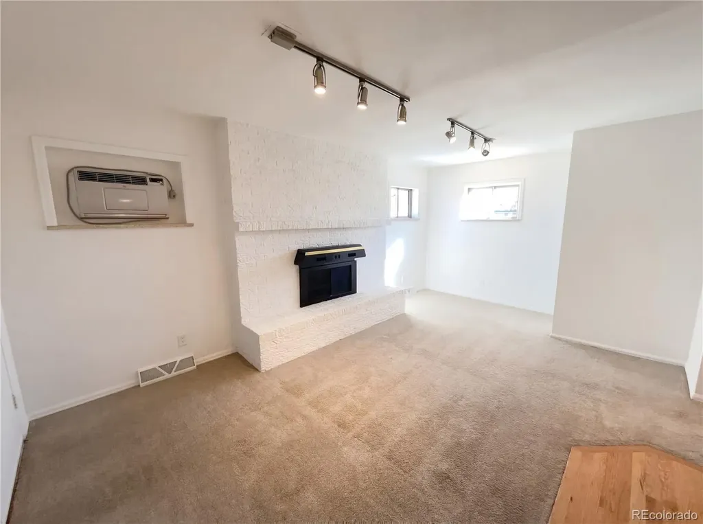 3395 W Saratoga Avenue Englewood CO 80110