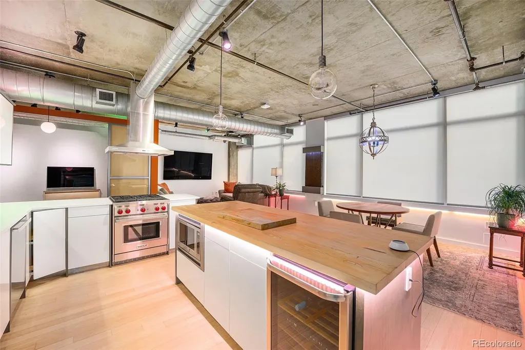 1401 Wewatta Street Denver CO 80202