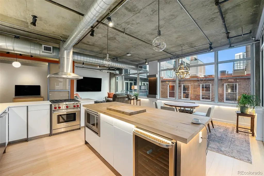 1401 Wewatta Street Denver CO 80202