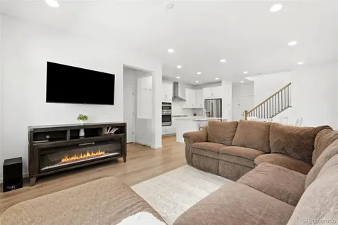 9915 Matchless Street Littleton CO 80125