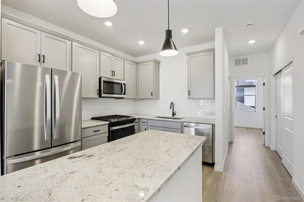 15339 W 68th Loop Arvada CO 80007