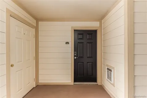 5726 N Genoa Way Aurora CO 80019