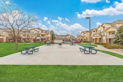 5726 N Genoa Way Aurora CO 80019