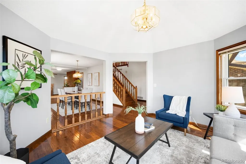 4641 S Perry Way Denver CO 80236