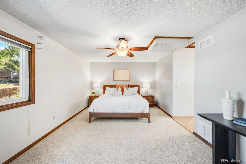 4641 S Perry Way Denver CO 80236