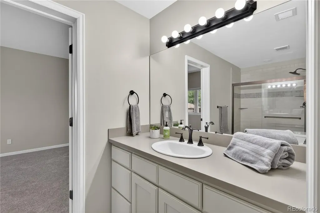 233 Roan Court Silt CO 81652