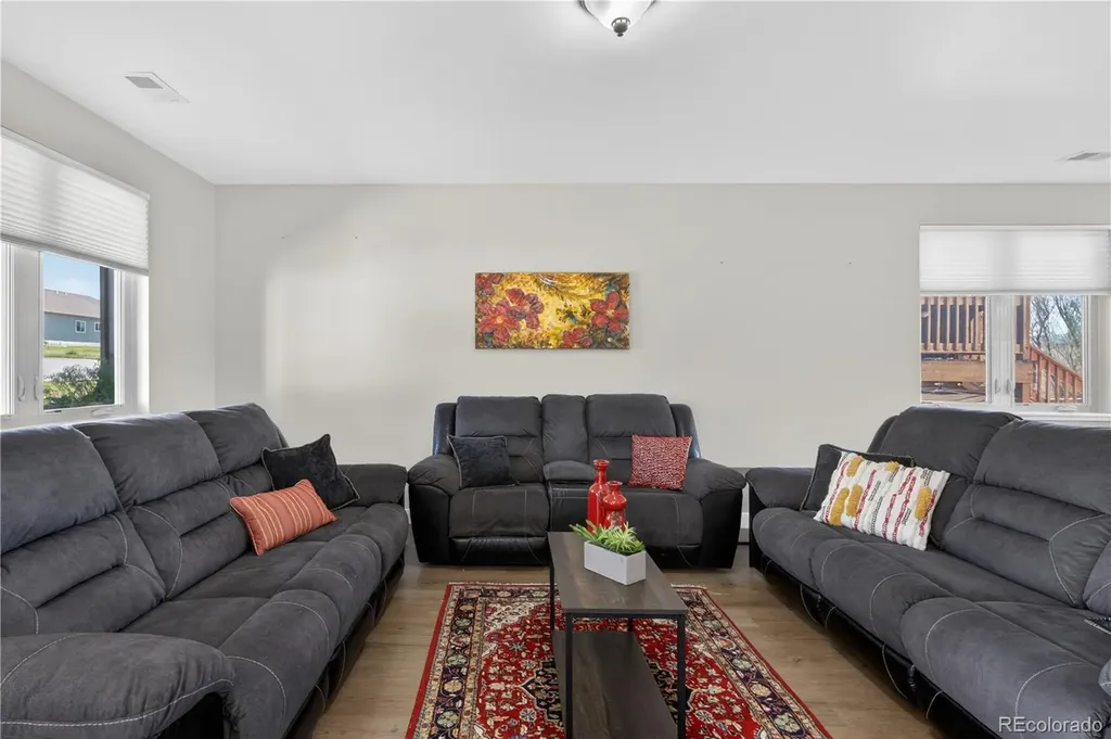 233 Roan Court Silt CO 81652
