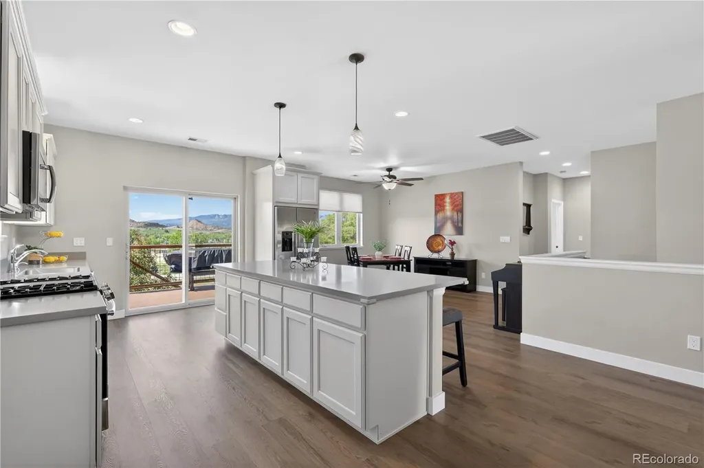 233 Roan Court Silt CO 81652