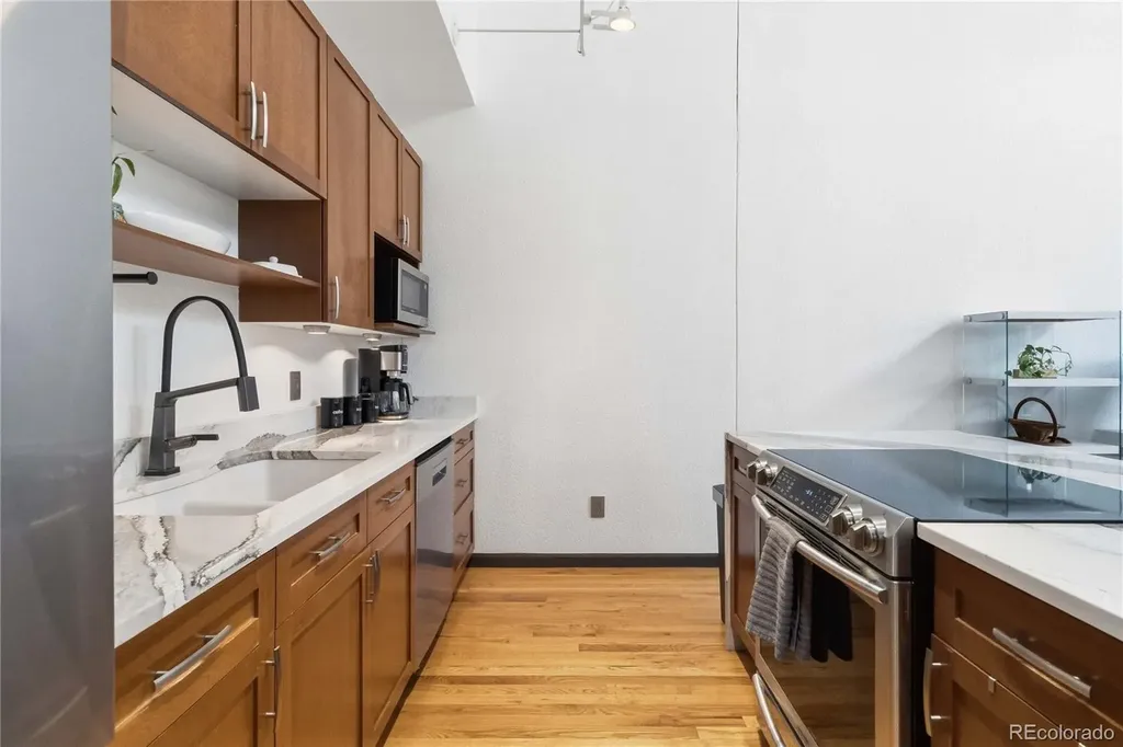 190 Roslyn Street Denver CO 80230