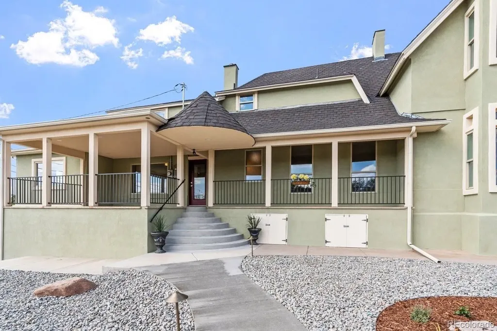 708 W 18th Street Pueblo CO 81003