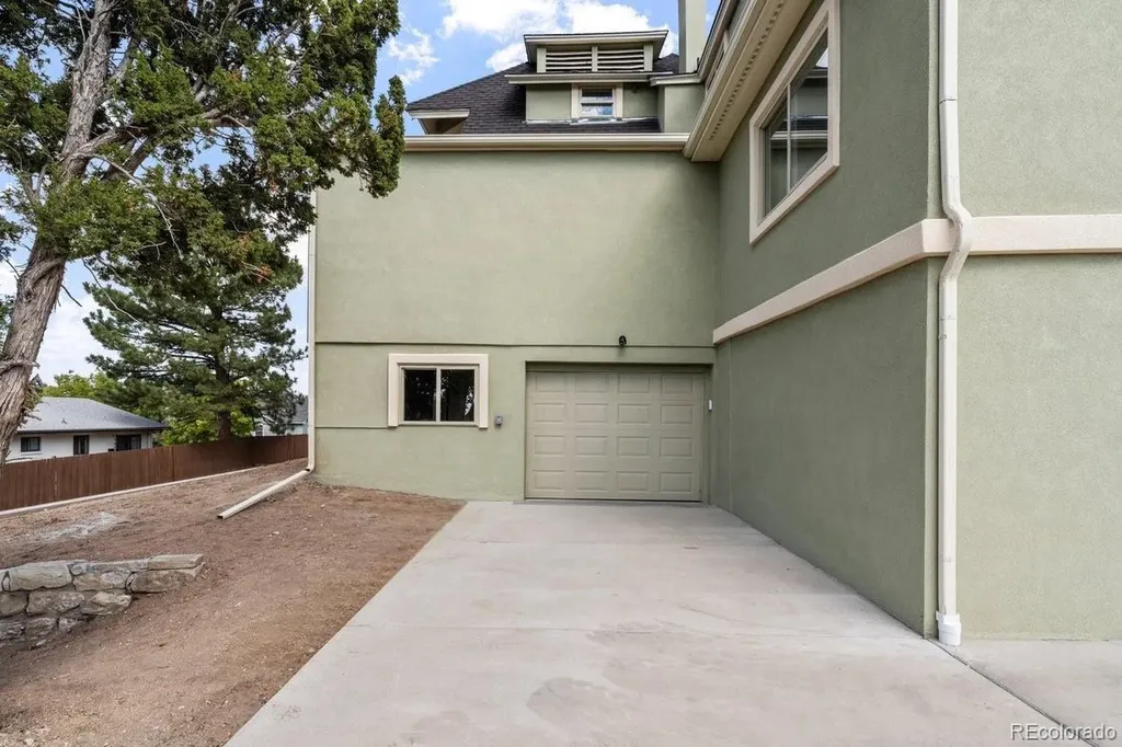 708 W 18th Street Pueblo CO 81003