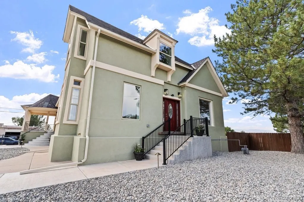 708 W 18th Street Pueblo CO 81003