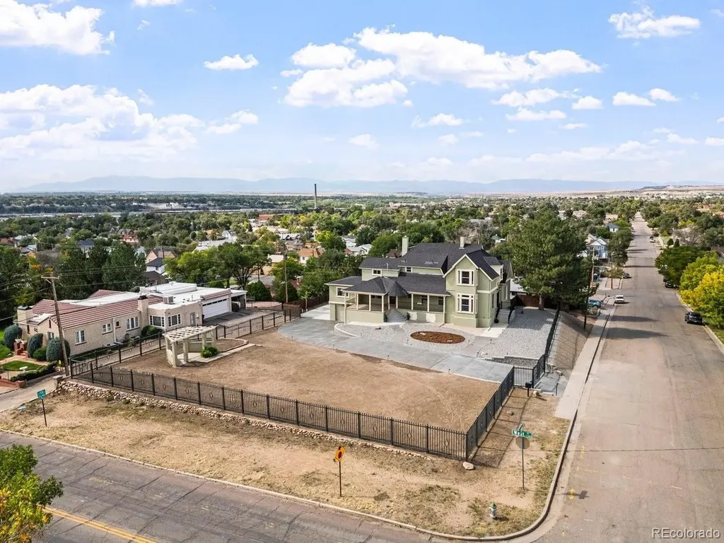 708 W 18th Street Pueblo CO 81003