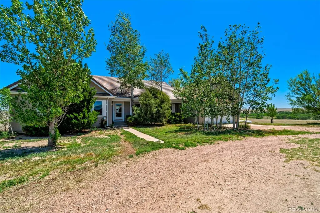 18300 County Road 105 Ramah CO 80832