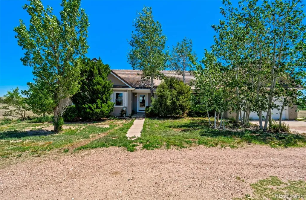 18300 County Road 105 Ramah CO 80832