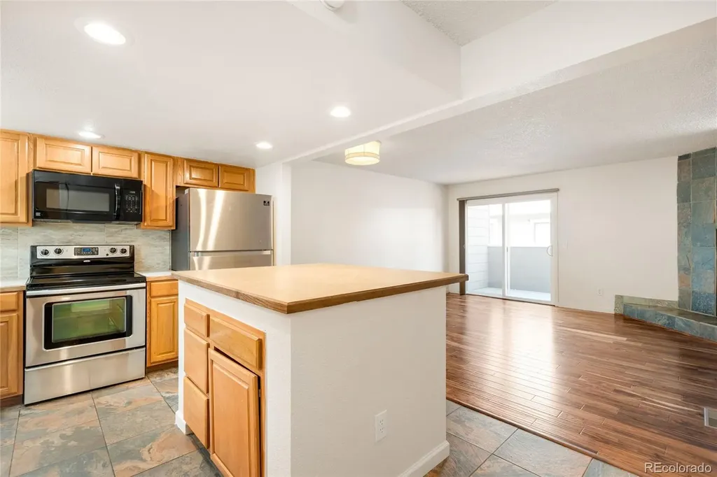 6545 W 84th Way Arvada CO 80003