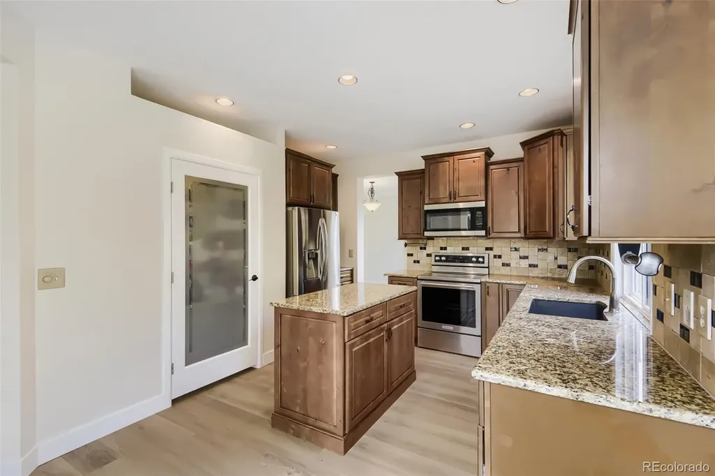 7005 Newhall Drive Highlands Ranch CO 80130