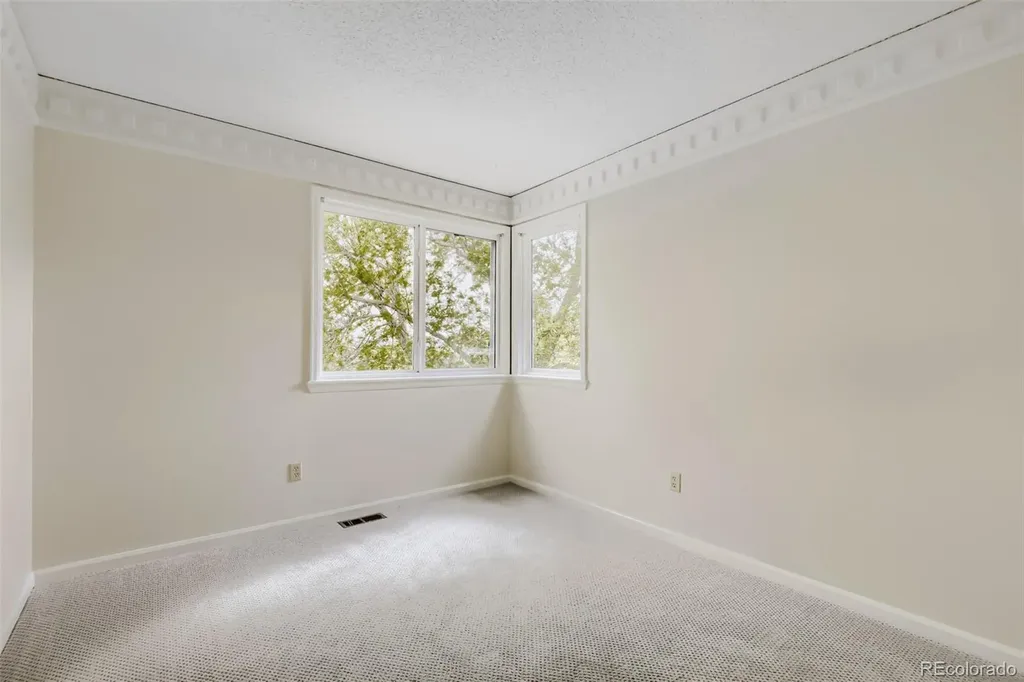7005 Newhall Drive Highlands Ranch CO 80130