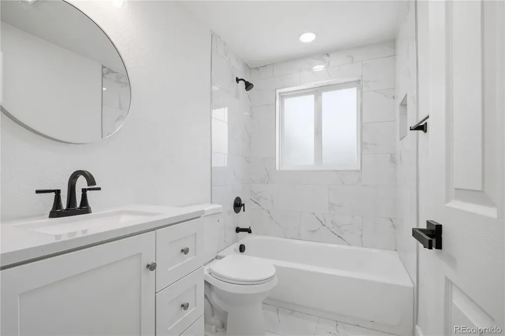 850 S Everett Street Lakewood CO 80226