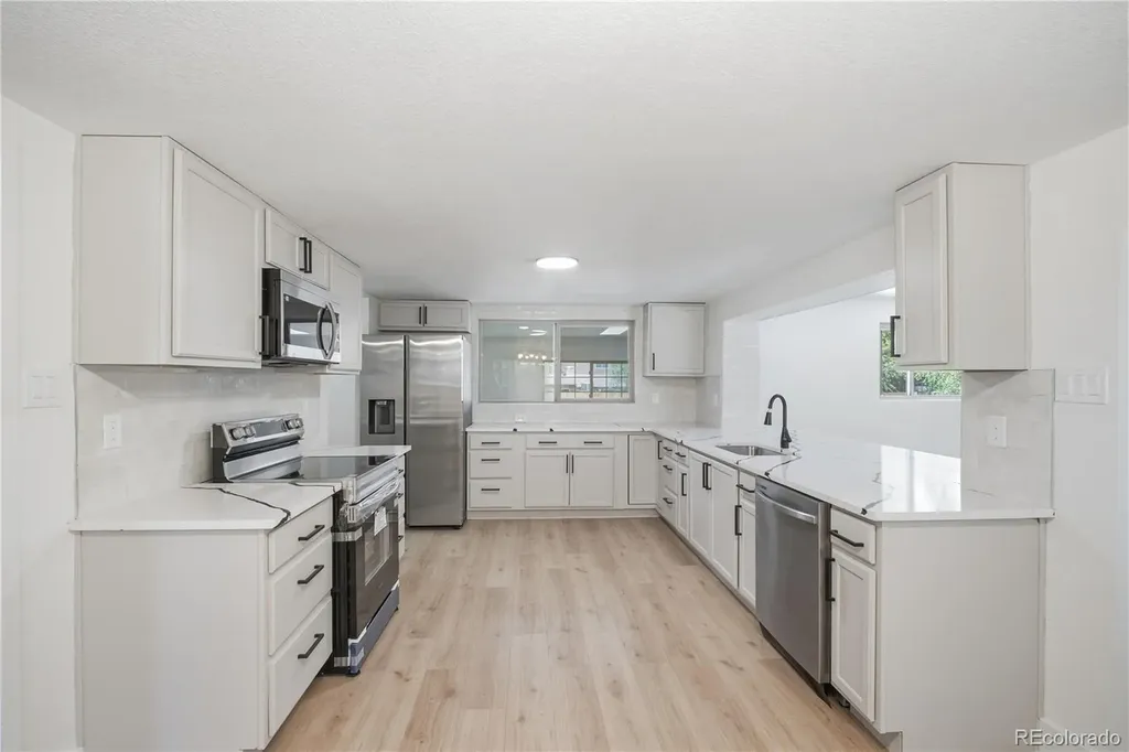 850 S Everett Street Lakewood CO 80226