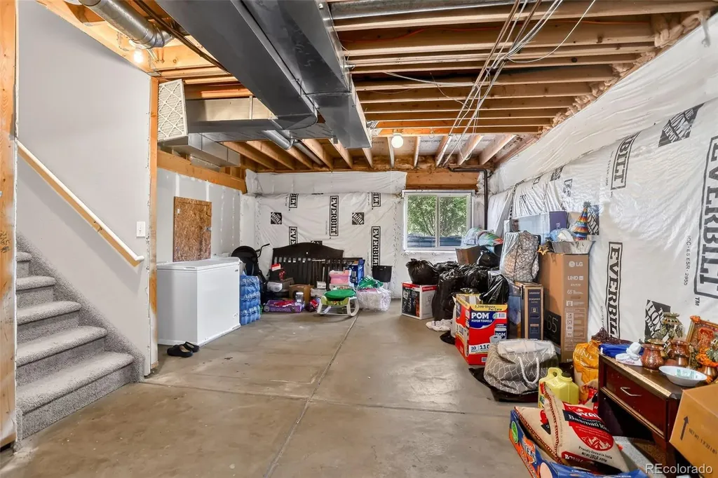 5067 Crystal Way Denver CO 80239
