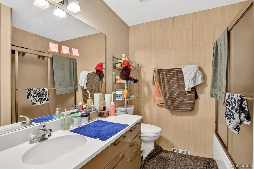 5067 Crystal Way Denver CO 80239